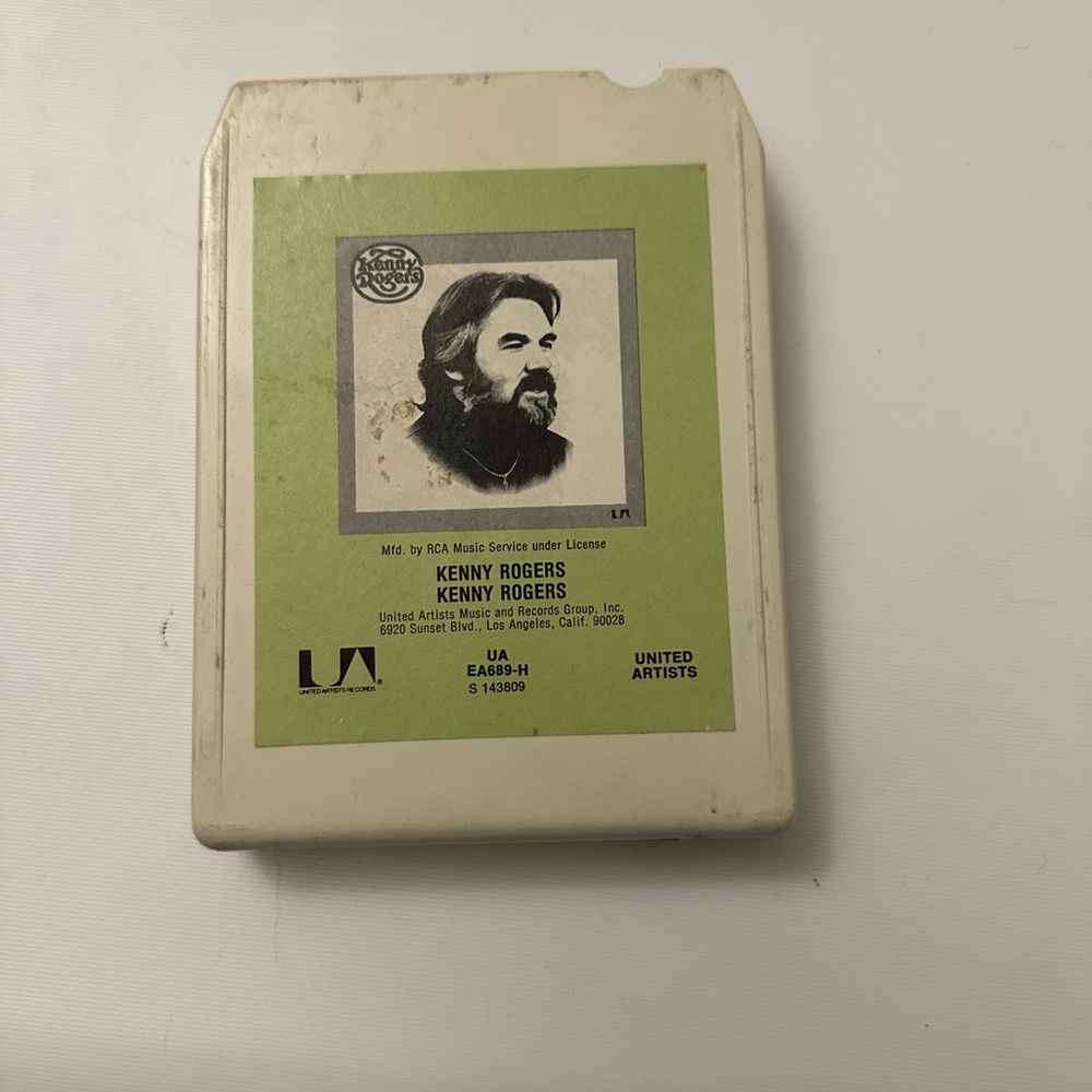 Kenny Rogers Media Streamer - White